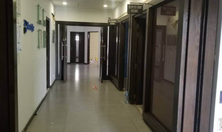 Bungalow Available for Rent 250 square yard Clifton block 4