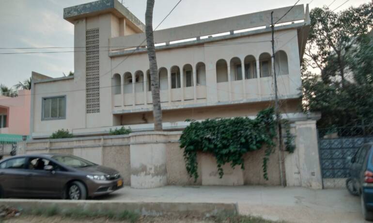 House For Sale 600  square yard North Nazimabad