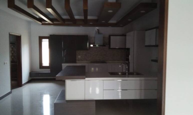 Bungalow For Sale 500  square yard DHA Phase-7 Khy-e-Rizwan